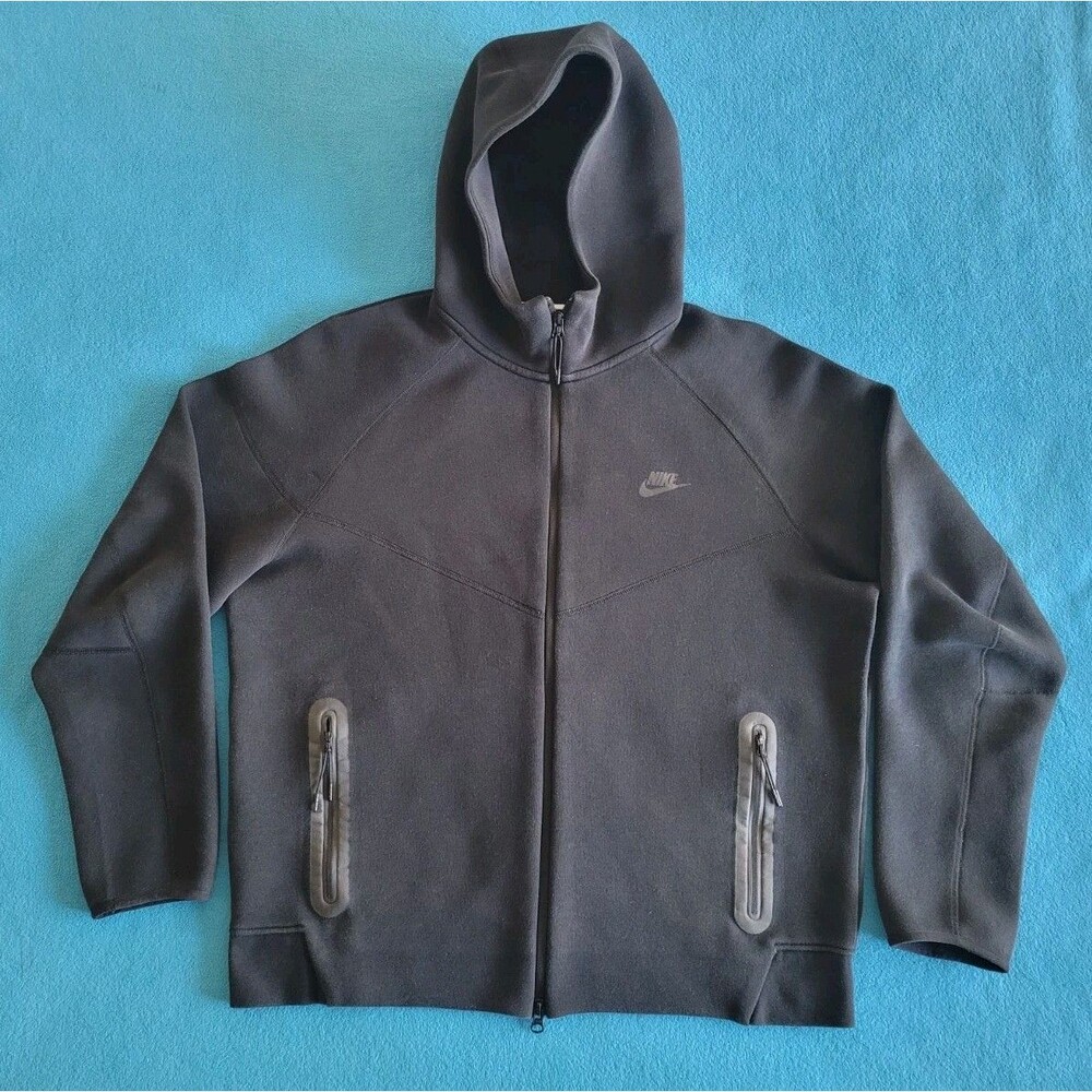 Nike Men’s Tech Fleece Windrunner Full-Zip Hoodie Black Size XL FB7921-010
